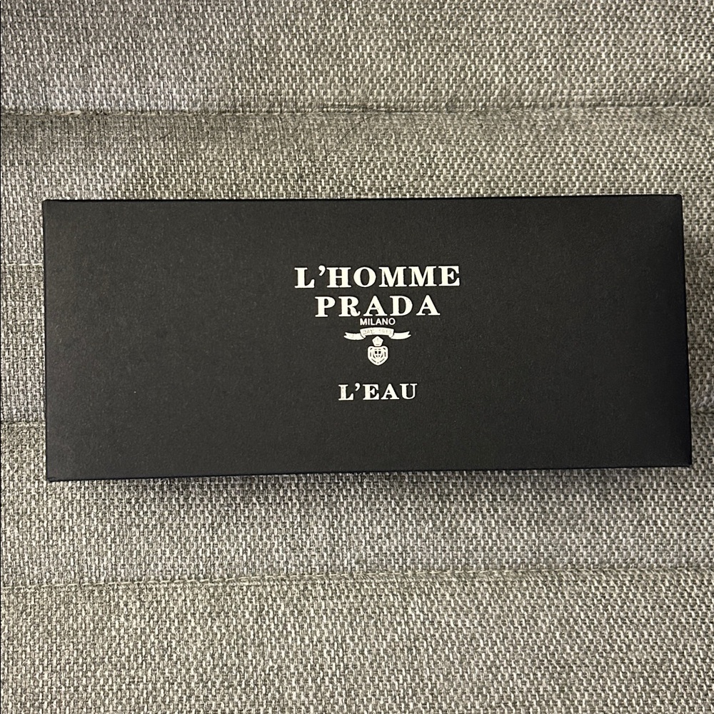 Prada Canvas Black L’ Homme Tote Bag - Picture 3 of 6